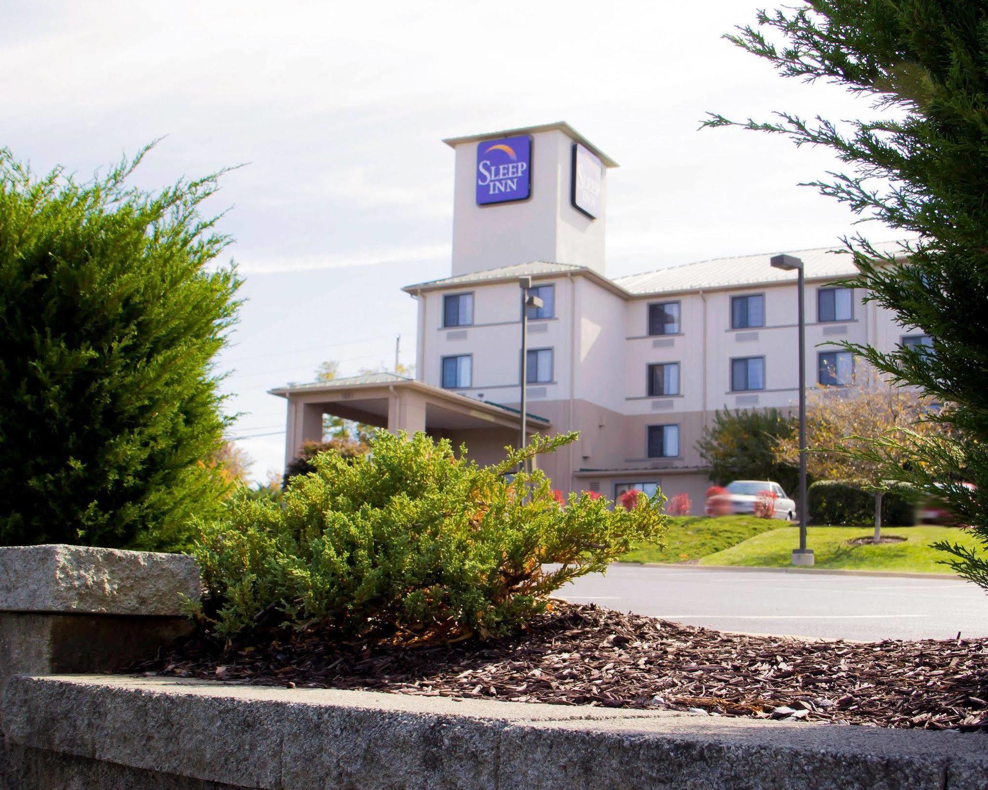 Sleep Inn & Suites Harrisonburg Near University Exterior photo